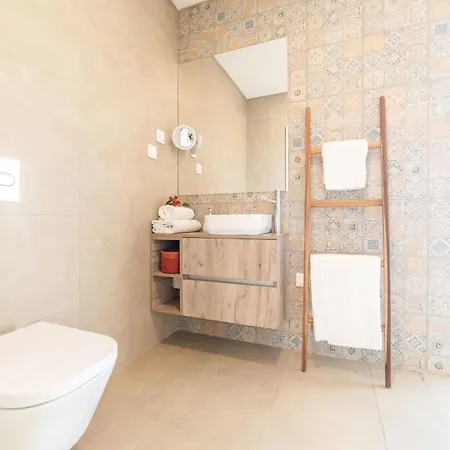 Ceyda Villa Aroeira (Setubal)